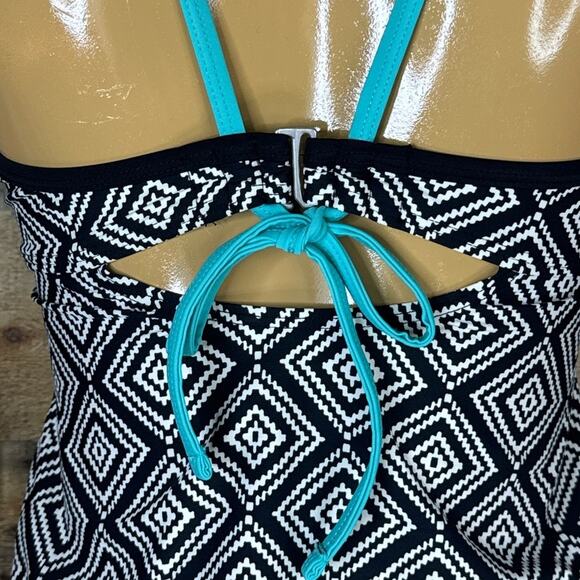 Title Nine Plunge Tankini Swim Top High Neck White Black Geometric Size Small - Picture 5 of 7